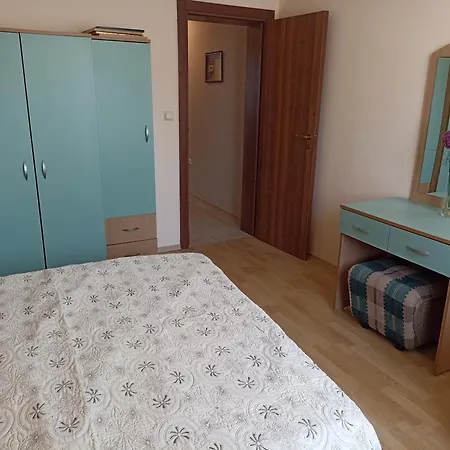 Ravdaholiday Club A-d Markov *